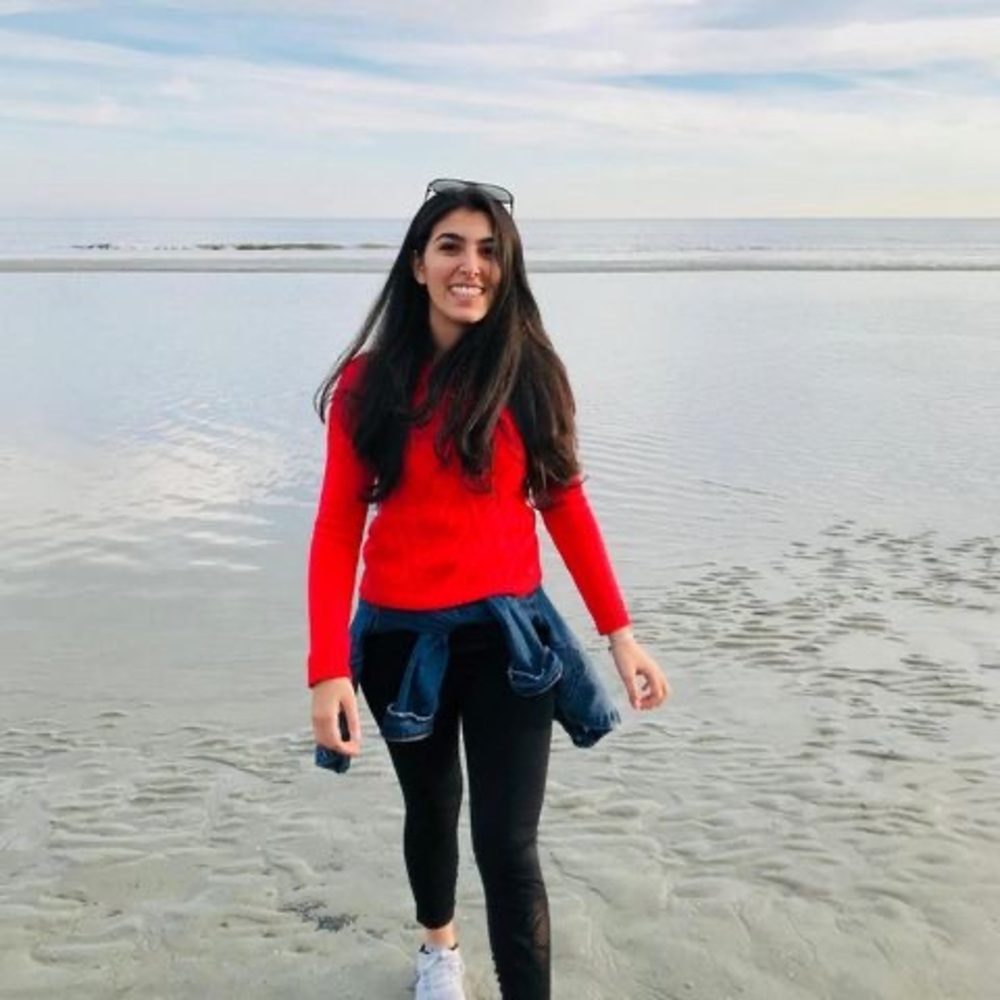 Meet your Posher, Alissa